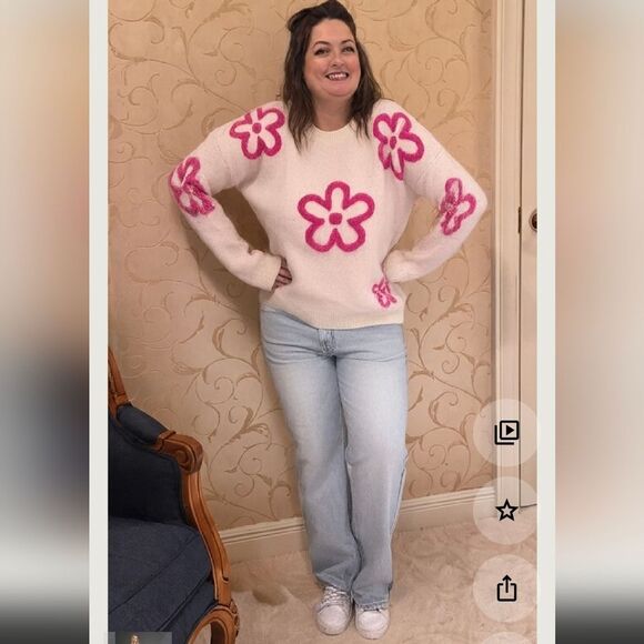 Umgee Round Neck Sweater with Pink Floral Kawaii Large Flower Sz S M - Picture 8 of 8